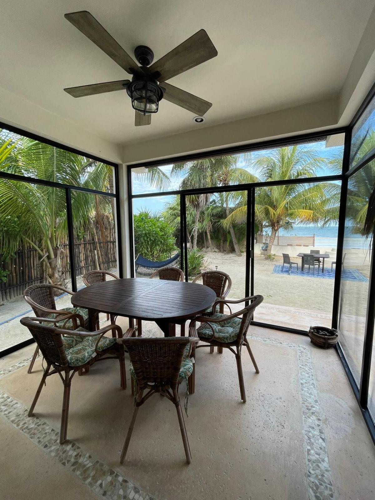 La Puerta Azul Beachfront - Adults Only Isla Holbox Buitenkant foto