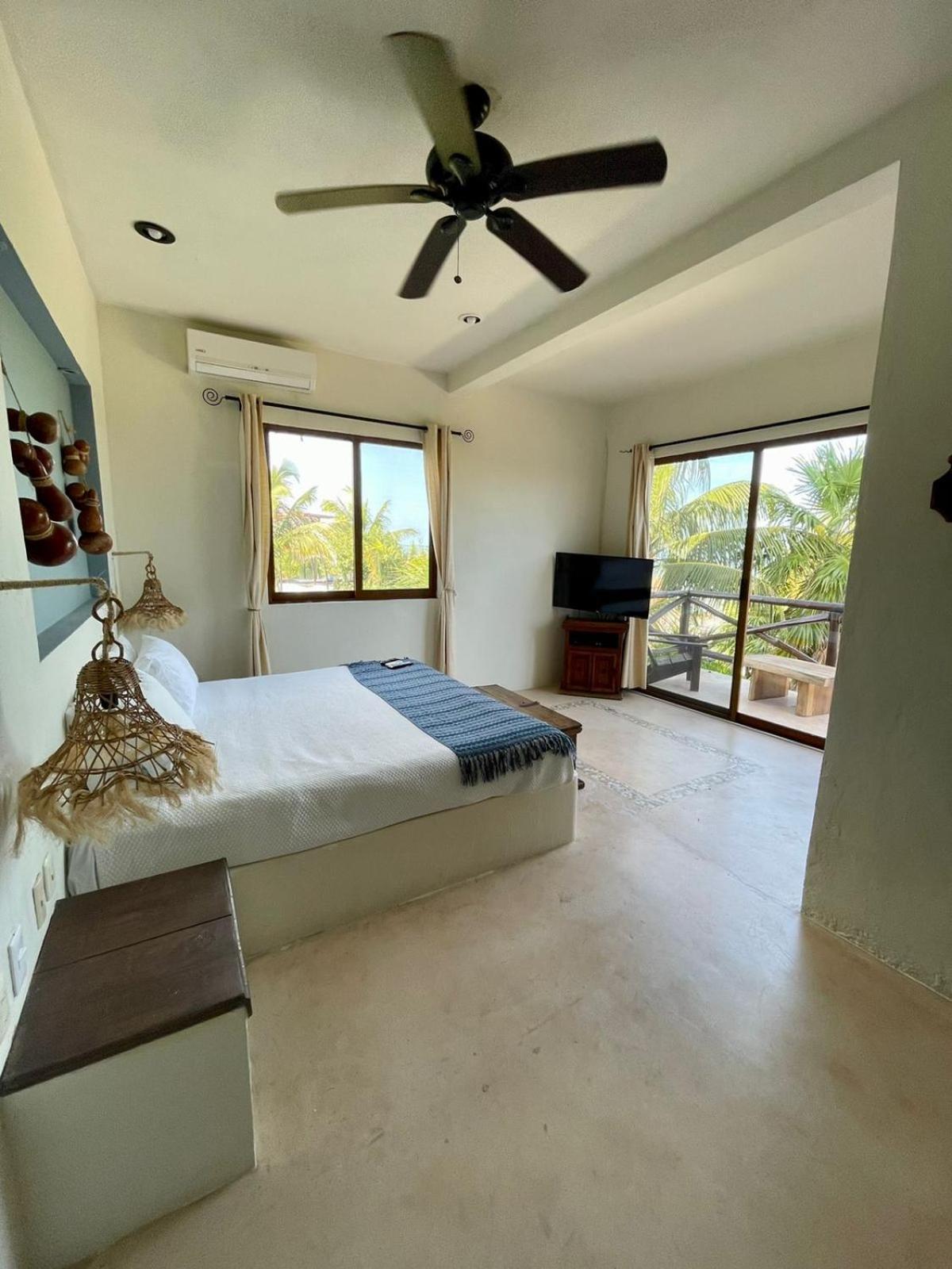 La Puerta Azul Beachfront - Adults Only Isla Holbox Buitenkant foto